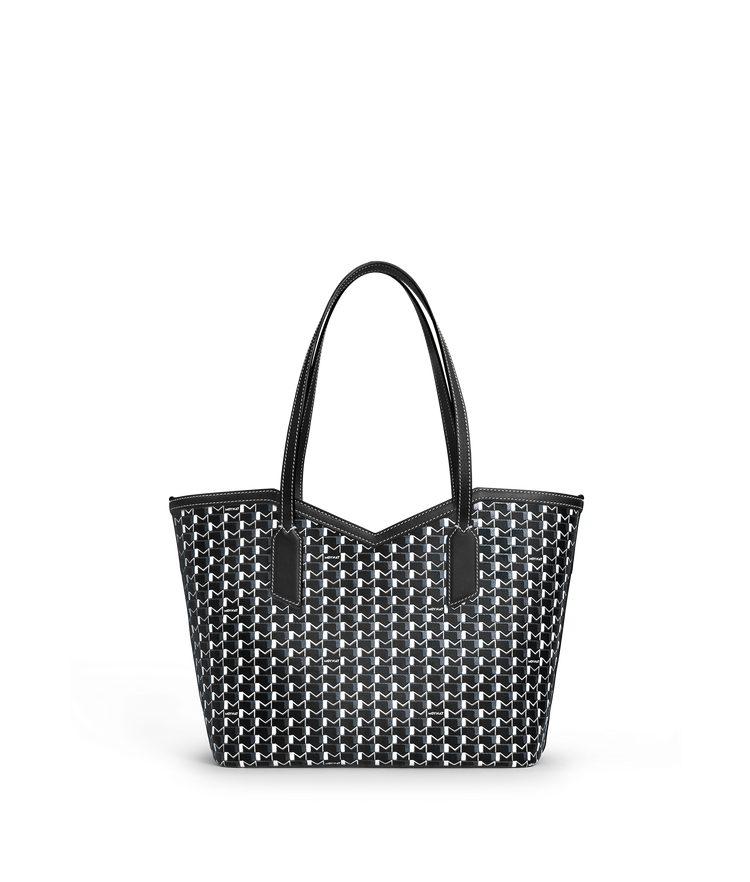 THE M COLLECTION – MOYNAT PARIS