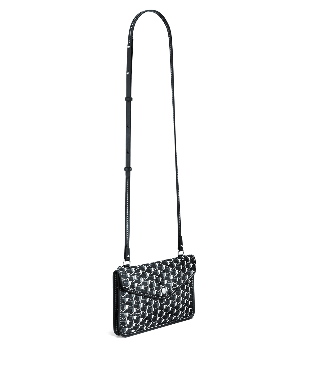 TRIADE POUCH