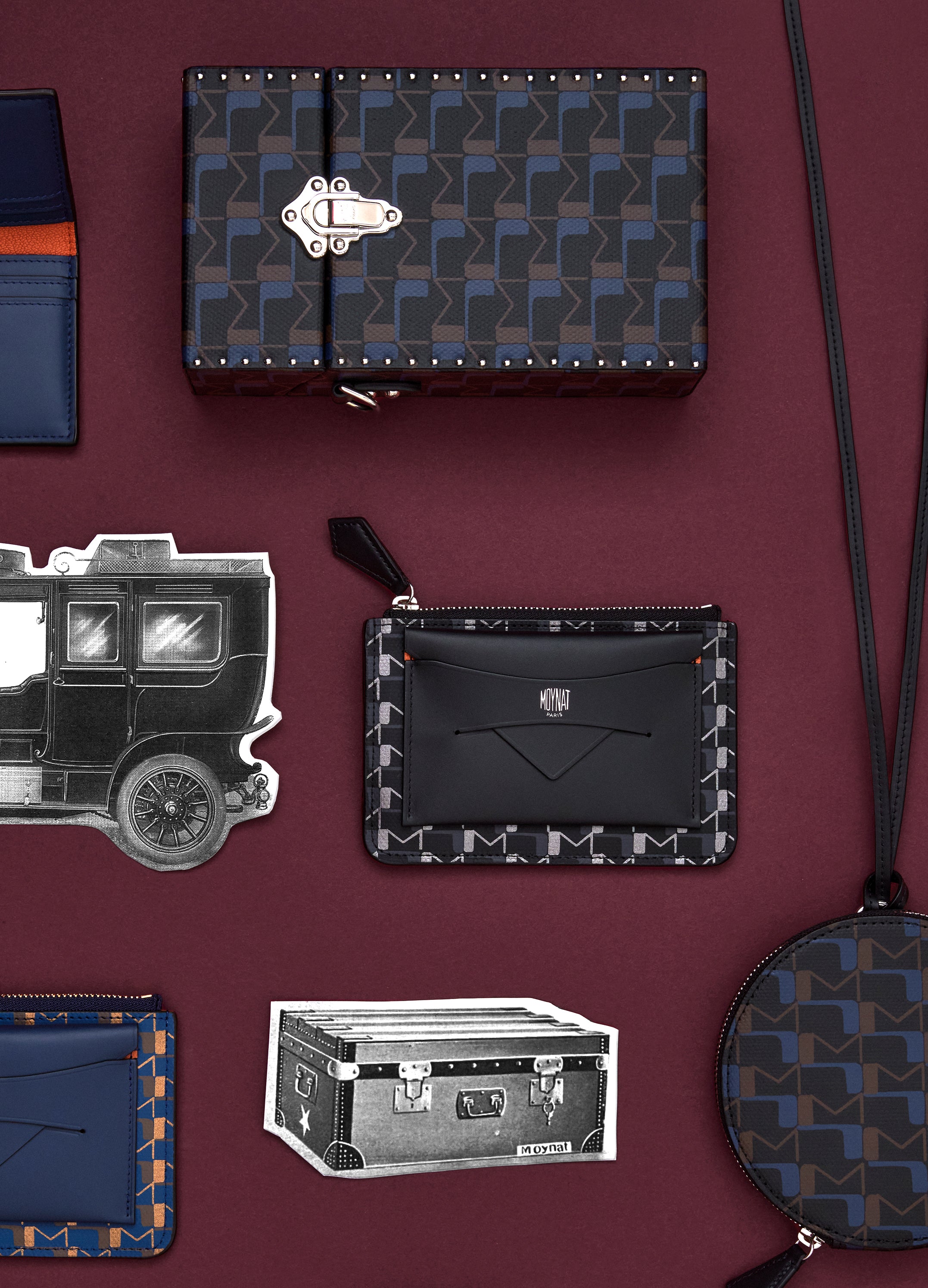 MOYNAT - The Wheel bag in Toile 1920. A modern signature
